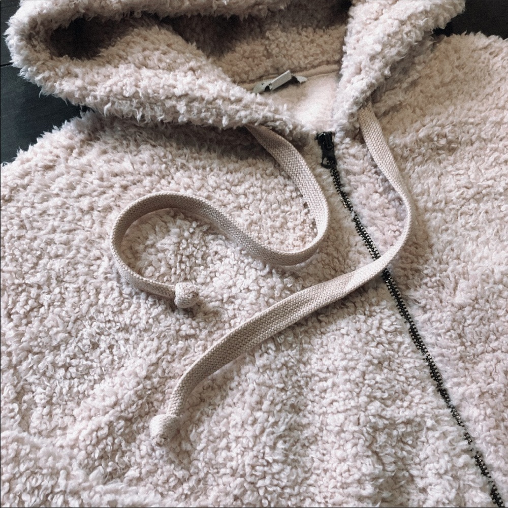 AE • PLUSH FULL ZIP HOODIE - Picture 3 of 6